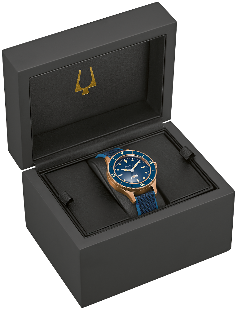 MIL SHIPS -  ARCHIVE M RG ST BL